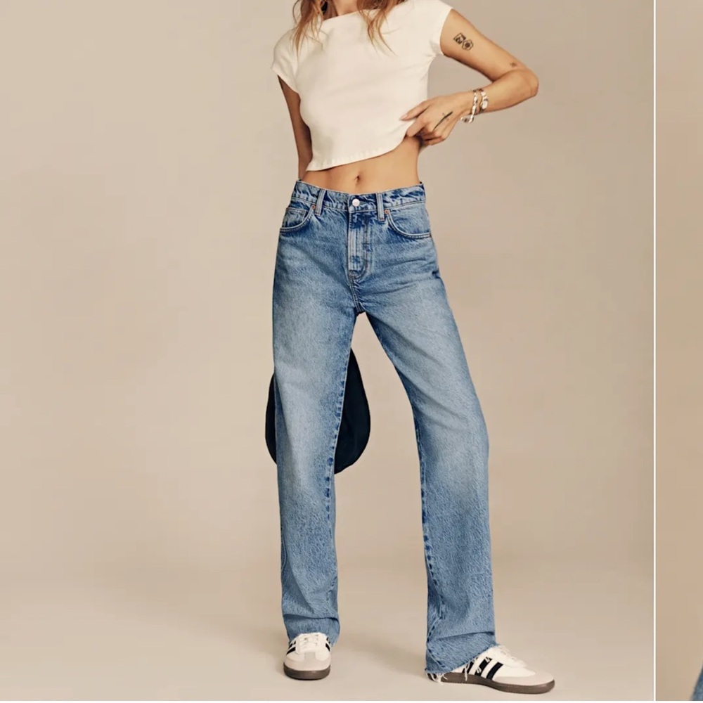 Reformation Val Jeans Short Size 24
